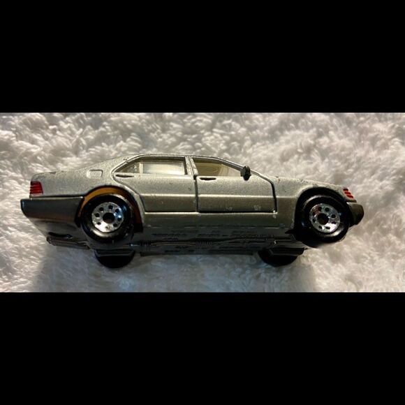 Matchbox Mercedes Benz 600 SEL Gray 1992. - Picture 4 of 13
